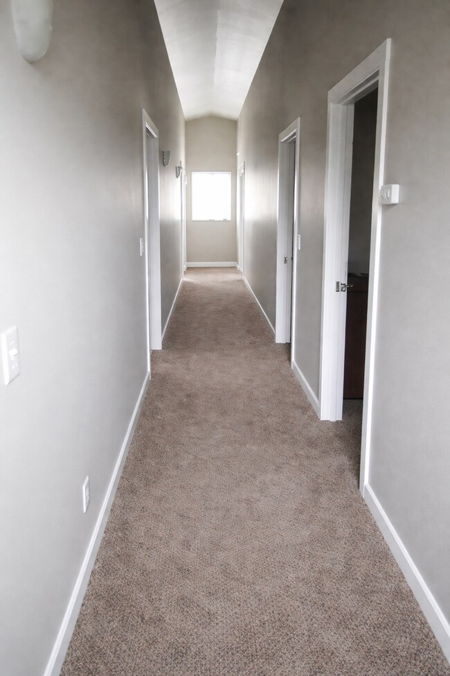 Foto del edificio - Newer Construction--- $2,000 gift card with a signed lease!!!
