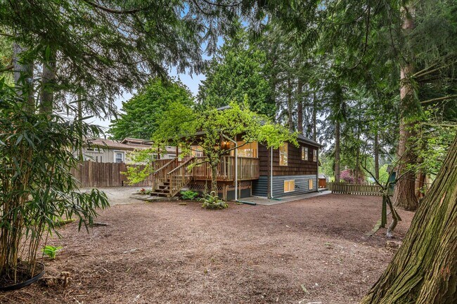 Foto del edificio - Charming 3 Bed / 1.75 Bath Craftsman-Style...
