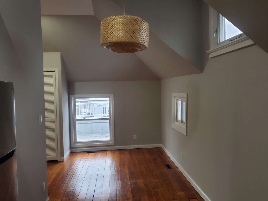 Dinning Room - 69 Douglas Rd