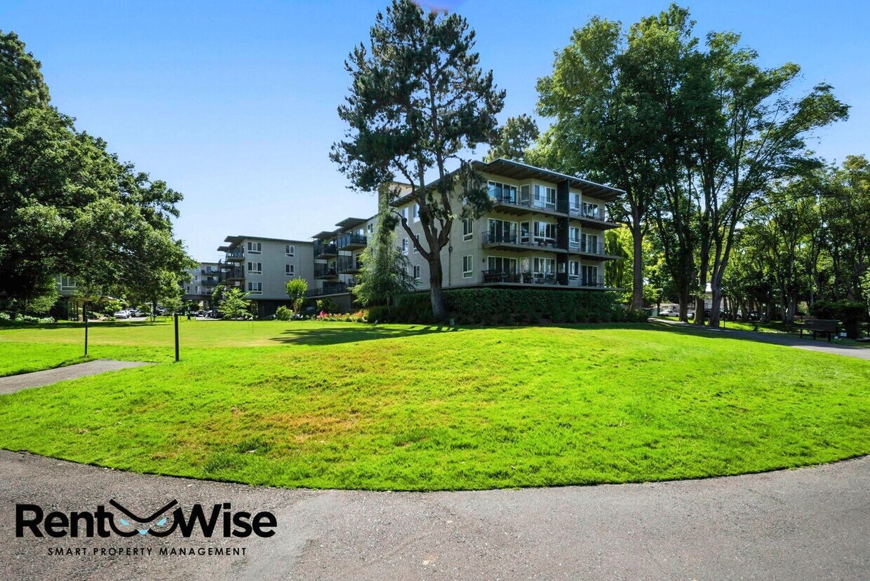 Foto principal - 818 N Delaware St
