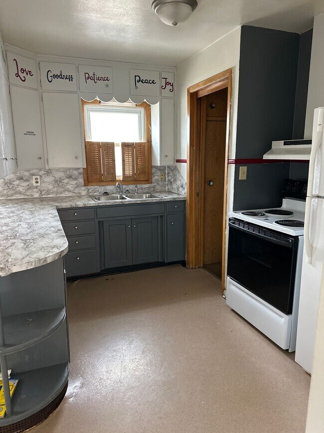 Foto del edificio - 416 Boston Ave