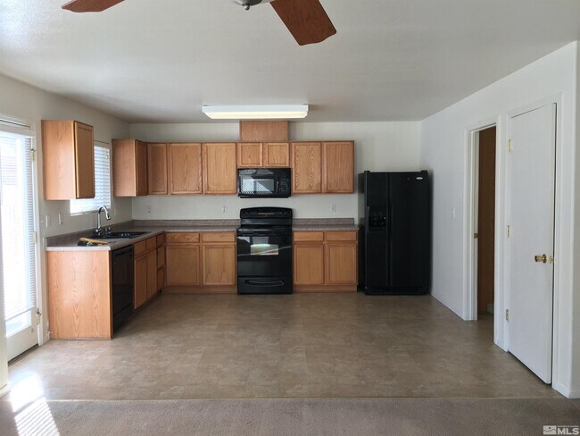 Building Photo - 8820 Red Baron Blvd