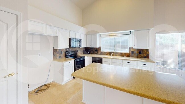 Foto del edificio - 682 N Butte Ave