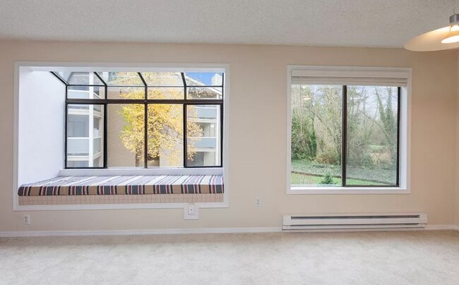 Foto del edificio - 2 Bedroom 1.75 Bath Condo in Lynnwood