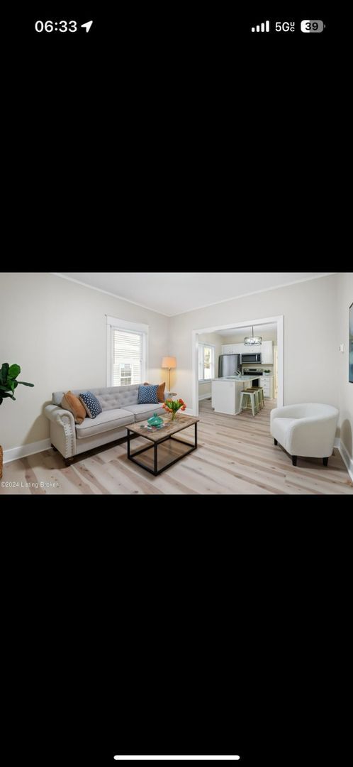 Foto del edificio - Charming/completely renovated 2BR House in...