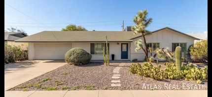 Building Photo - 6820 E Pinchot Ave