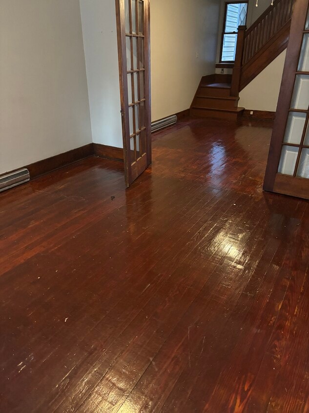 Foto principal - 1143 E Webster St