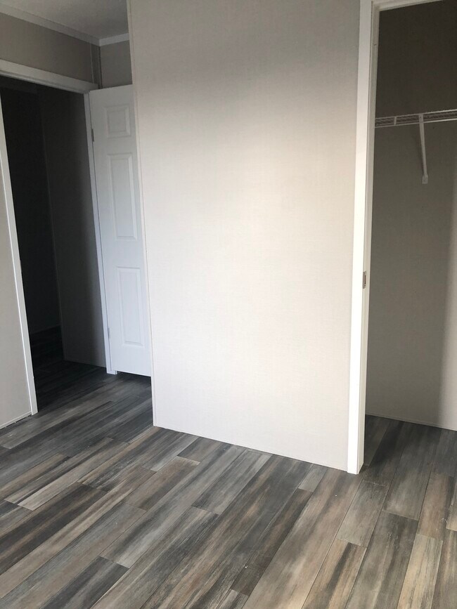bedroom 2 - 182 Parker Lake Dr