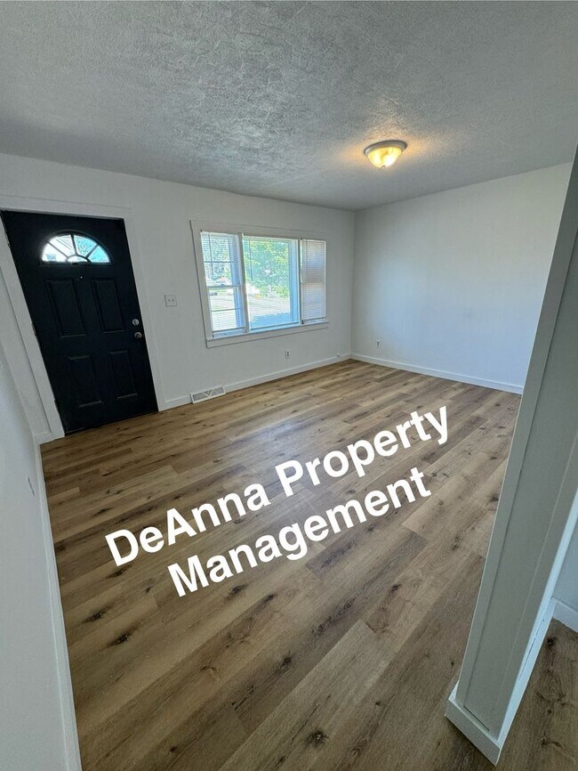 Foto del edificio - 3 Bedroom Single Home Lorain, Oh