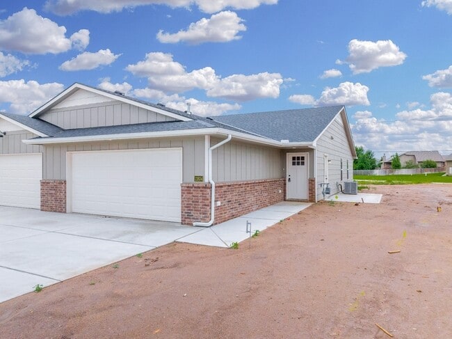 Foto del edificio - 2432 S Wheatland St