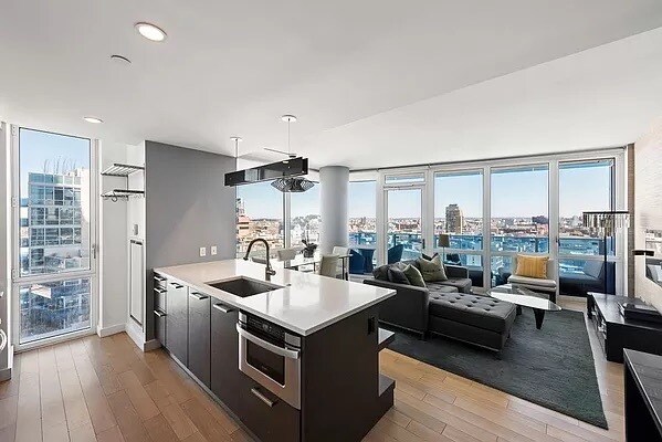 Foto principal - 22 N 6th St