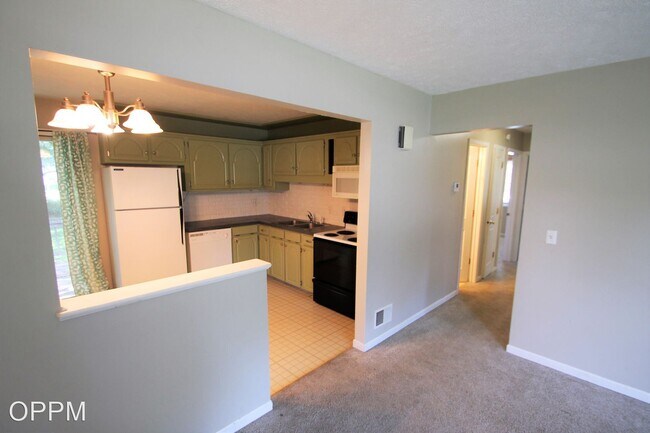 Building Photo - 3 br, 2 bath House - 3442 S. 88th St.