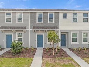Building Photo - 3221 Skyline Lp