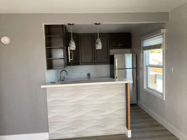 Kitchen - 1766 Chalcedony St