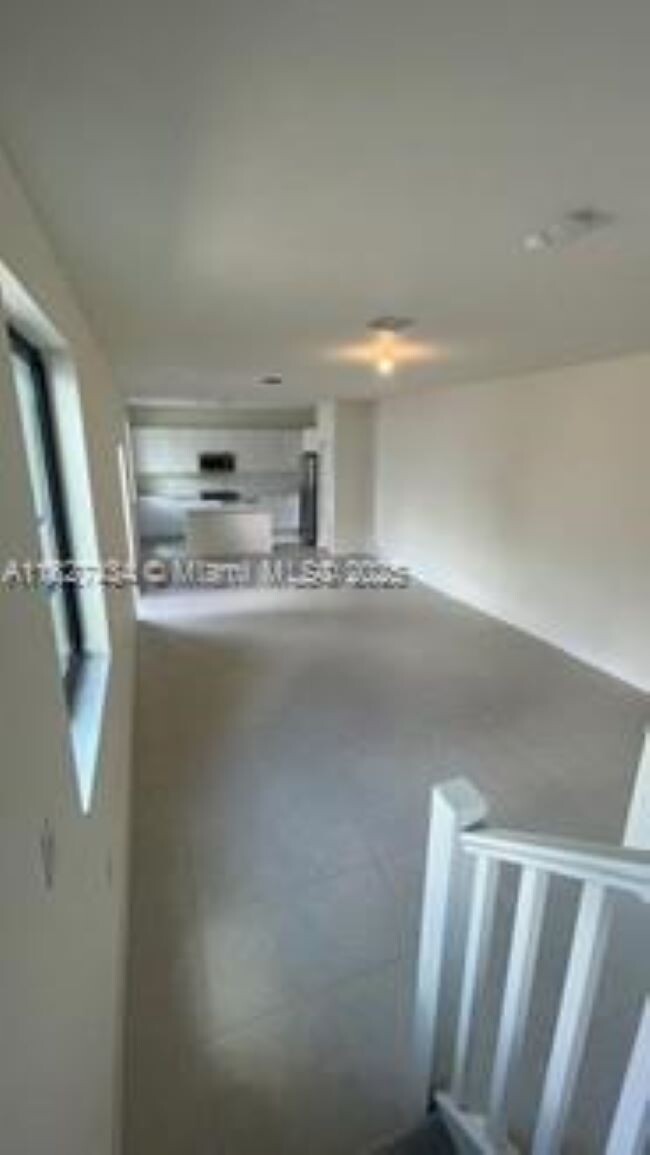 Foto del edificio - 4239 NW 83rd Path