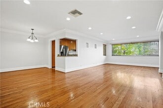 Building Photo - 14934 Dickens St