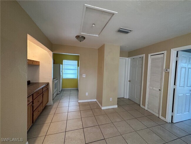 Foto del edificio - 3323 Canal St