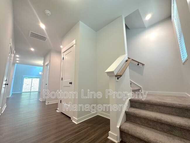 Photo - 3348 Finchborough Ct Townhome