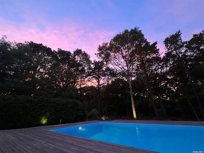 Building Photo - 8 Whippoorwill Ct