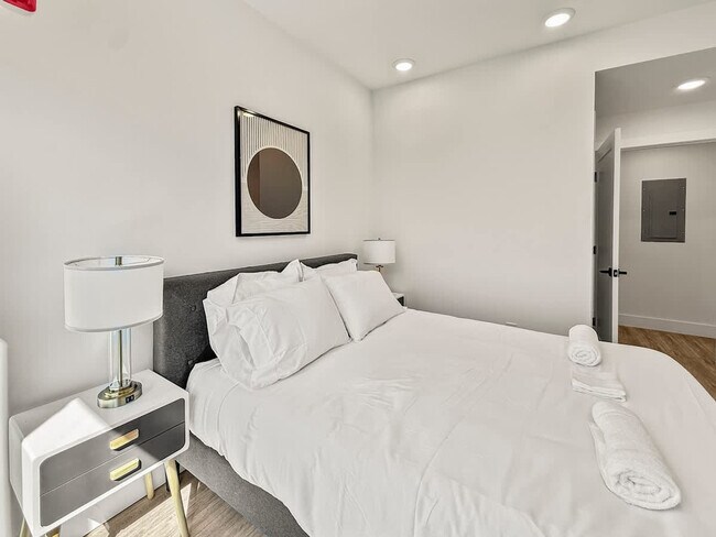 Foto del edificio - 2400 E Huntingdon St