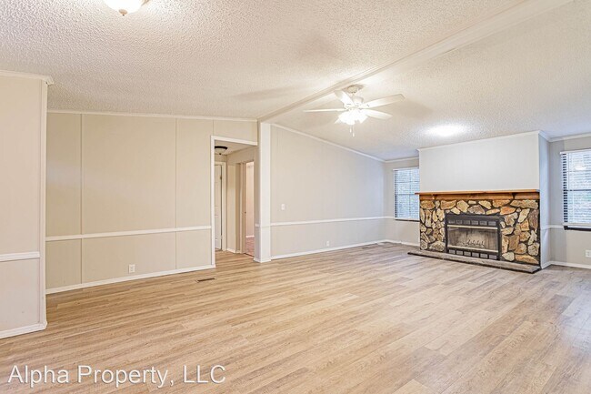 Foto del edificio - 3 br, 2 bath House - 130 Honeysuckle Dr