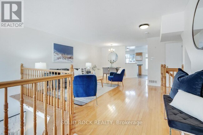 Photo du bâtiment - 1701 Blohm Dr