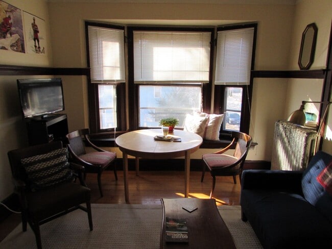 Building Photo - 1201 Williamson St