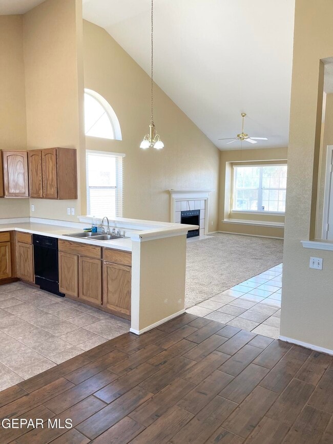 Building Photo - 1477 Rudy Montoya Dr
