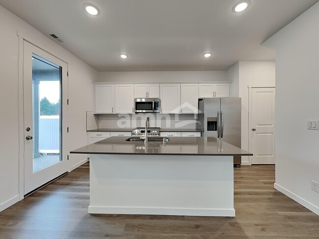 Foto del edificio - 5036 Washington St SE