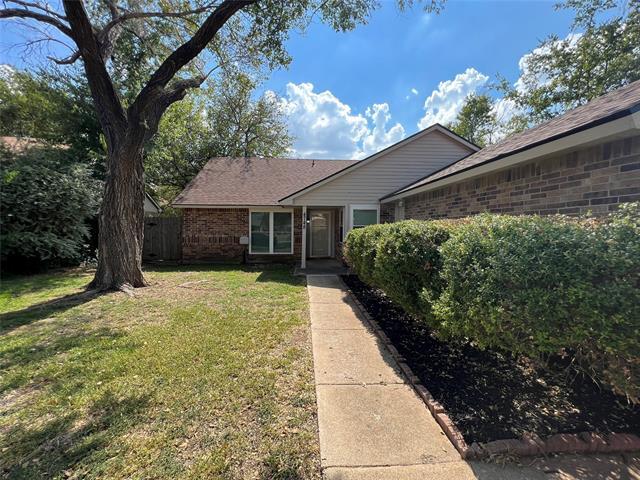 Foto del edificio - 4748 Scots Briar Ln