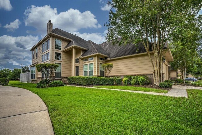 Foto del edificio - 1726 Pepper Hill Ln