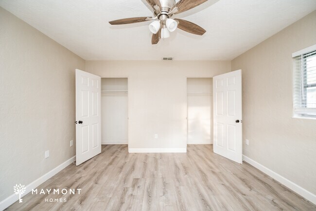 Foto del edificio - 714 37th St W