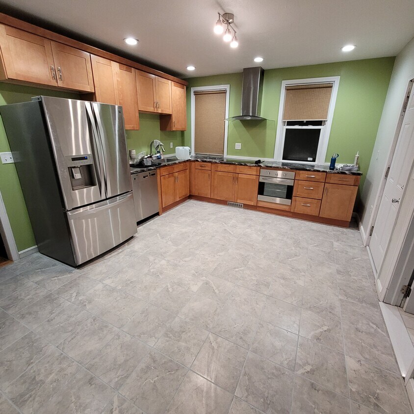22 Veazie St Unit 1, Providence, RI 02908 22 Veazie St Providence, RI