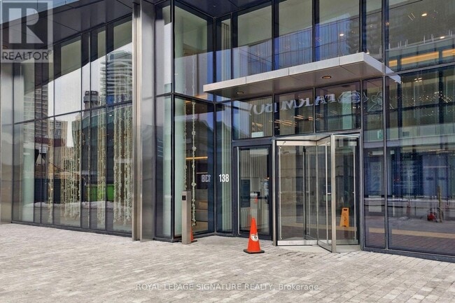 Building Photo - 138 Downes St