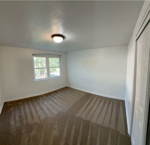 Building Photo - 904 N Prairie Ave