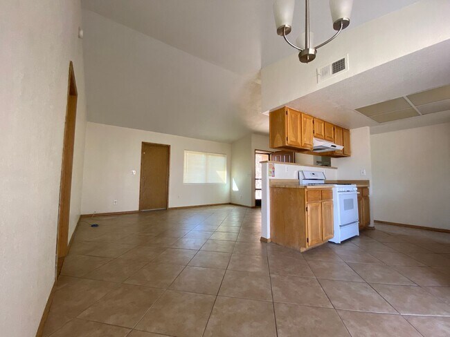 Building Photo - Single family home in Henderson