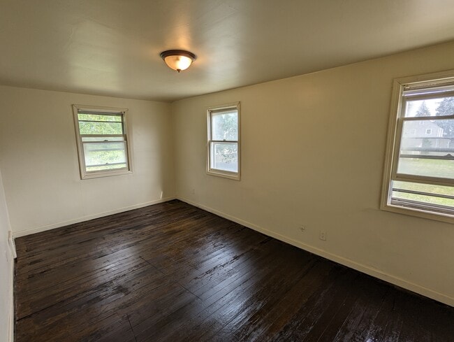 Building Photo - 3105 14th St SW
