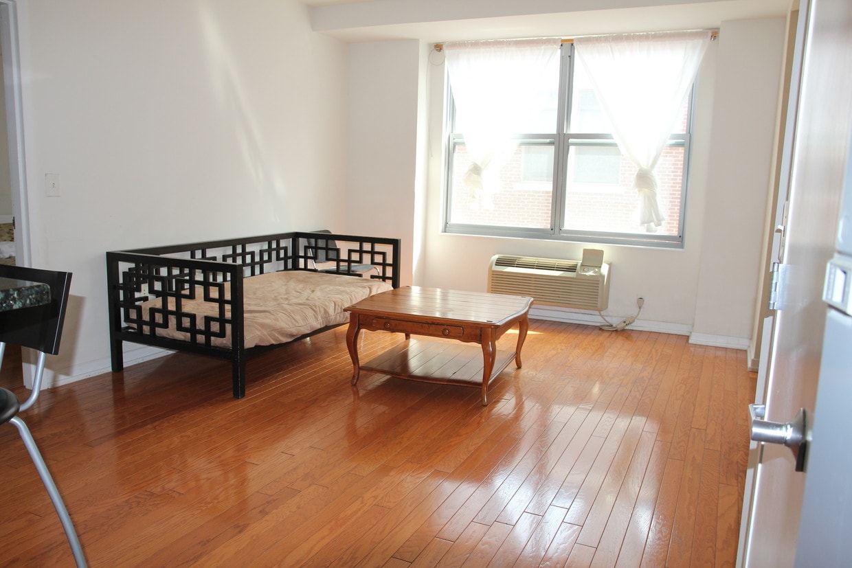 149 Essex St, Jersey City, NJ 07302 Condo for Rent in Jersey City, NJ