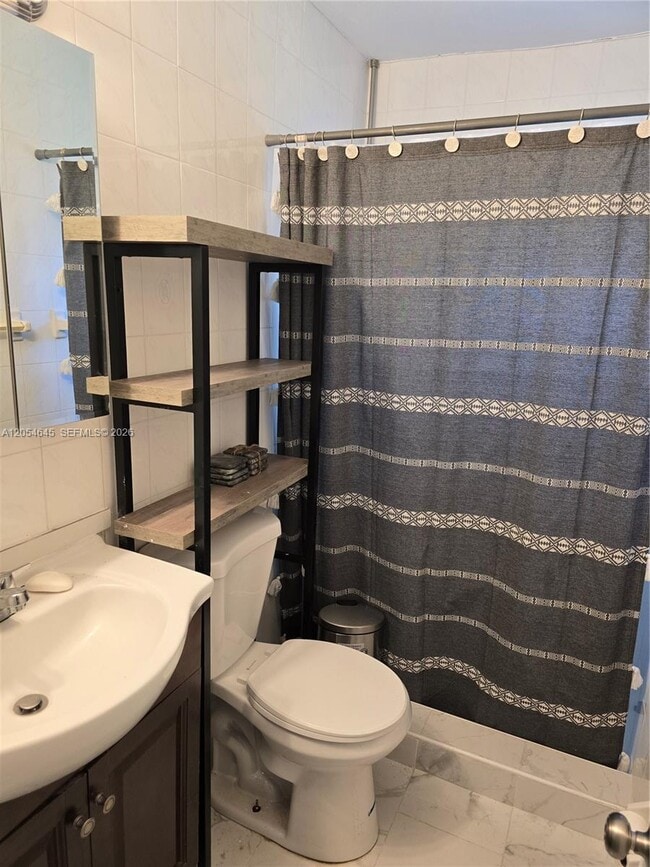 Foto del edificio - 1293 NE 110th St