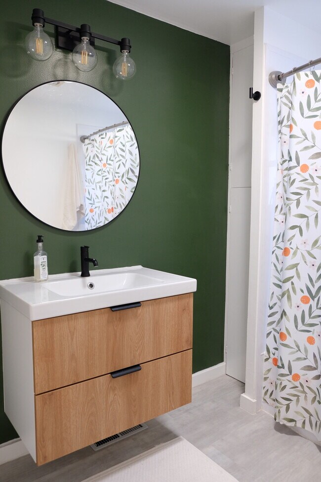 Newly renovated bathroom - 8818 22nd Ave SW