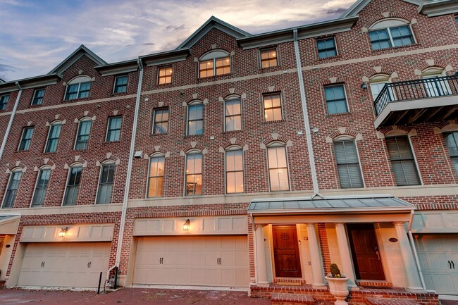 Building Photo - 1230 Dockside Cir