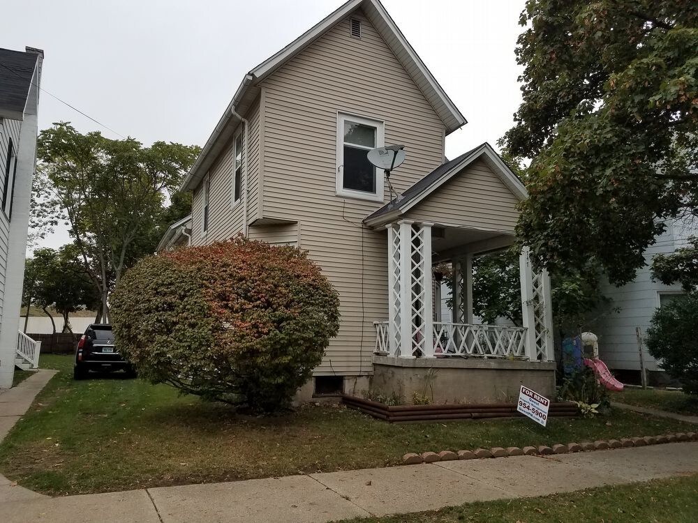 Primary Photo - 747 1st St NW