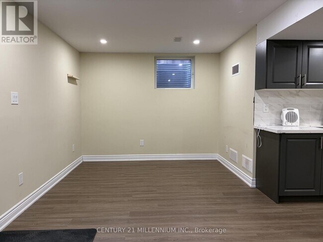 Photo du bâtiment - 40 Houghton St