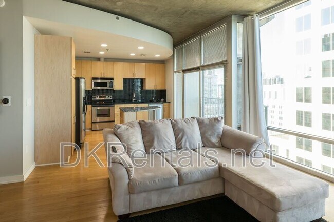 Foto del edificio - 943 Peachtree St NE