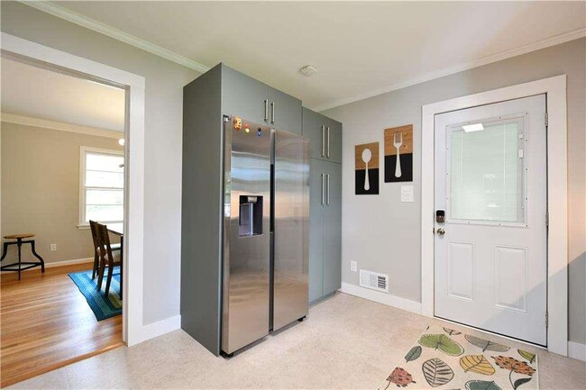 Foto del edificio - 2877 Cartwright Dr