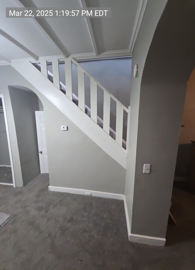Building Photo - 3208 W Belvedere Ave