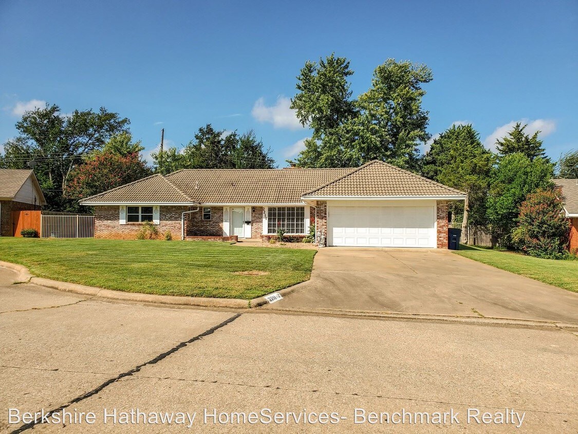 Foto principal - 3 br, 2 bath House - 2211 N Minnesota Ave