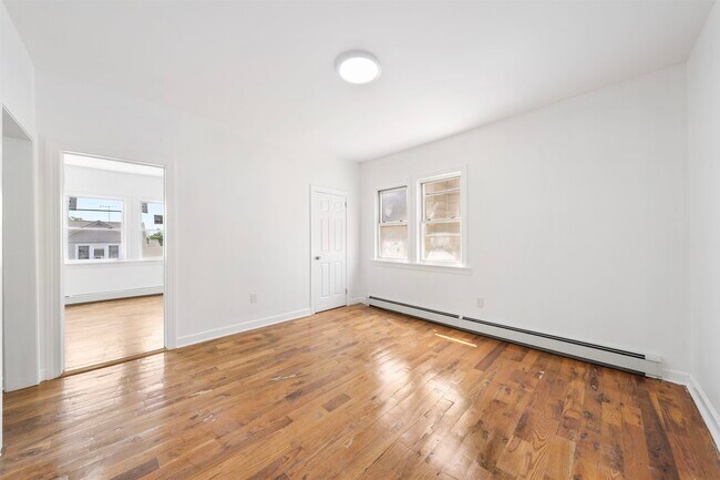 Foto del edificio - 95 Schuyler Ave