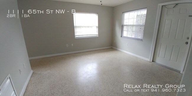 Building Photo - Affordable 2 bed/ 1 bath in Palma Sola