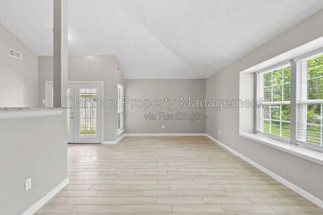 Foto del edificio - 3110 Oak Rock